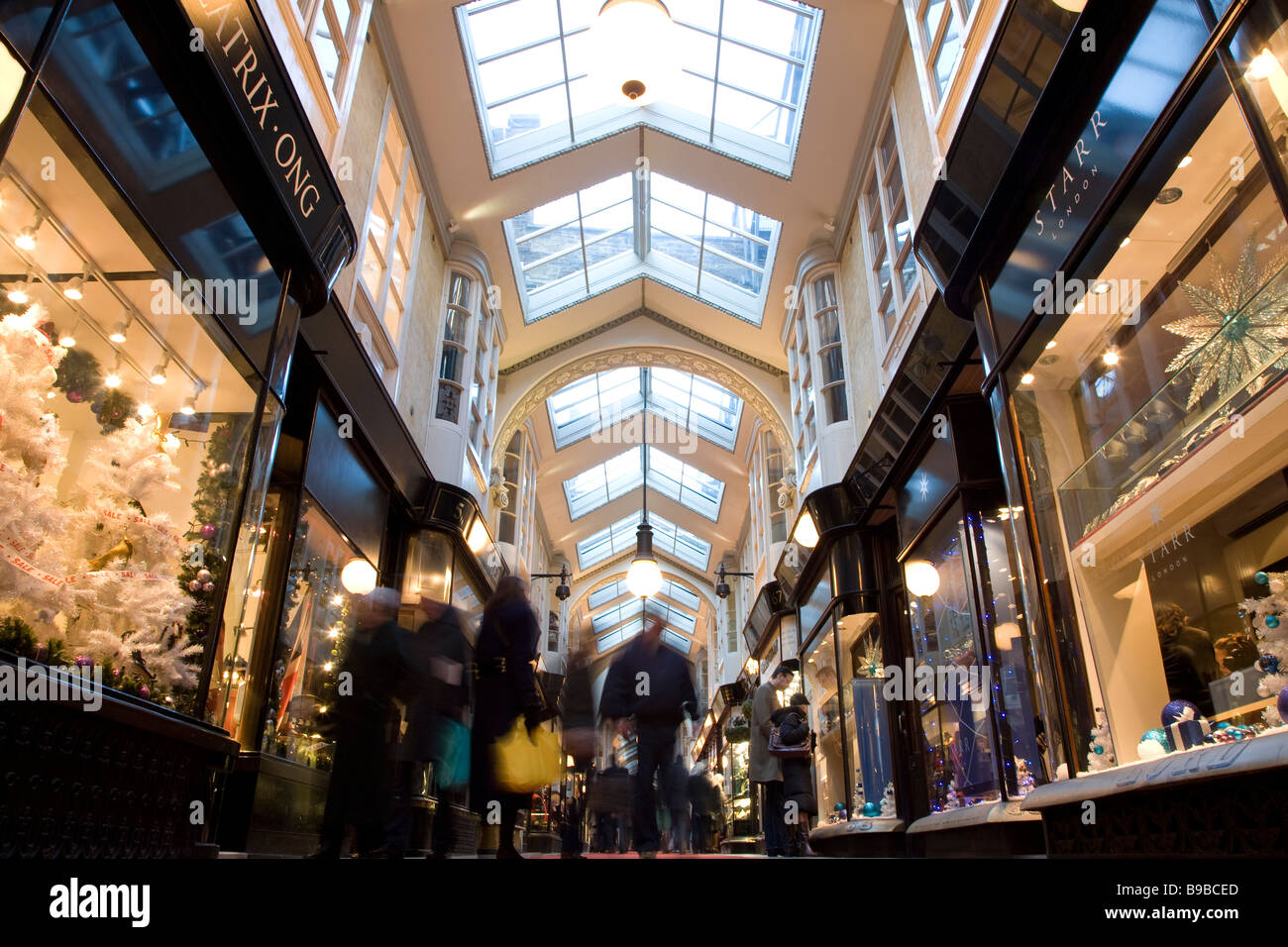 Burlington Arcade, Piccadilly, Londra, Inghilterra Foto Stock