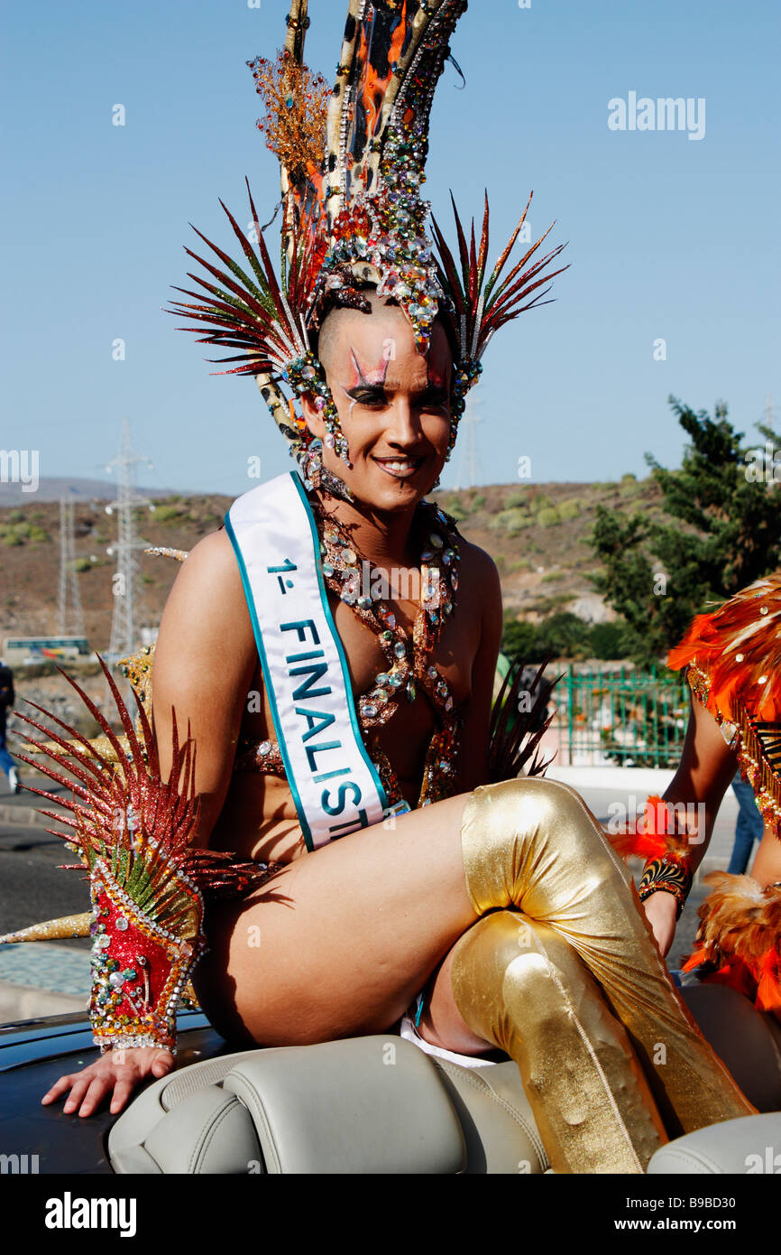 Drag queen Finalista concorso a Maspalomas carnevale a Gran Canaria nelle isole Canarie Foto Stock