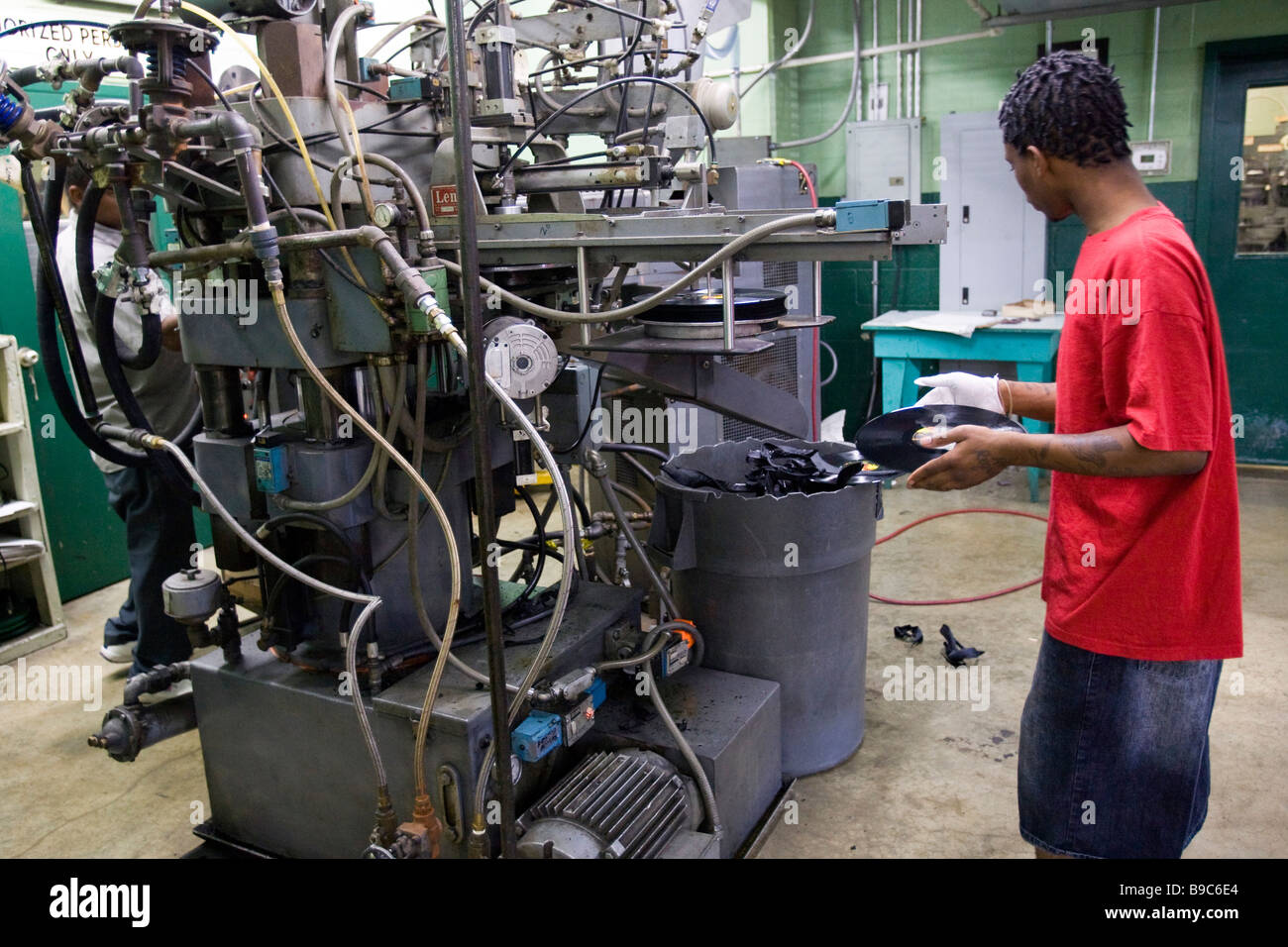 Record di vinile manufacturing Regno registrare premendo, Inc. Il Nashville Tennessee USA Foto Stock