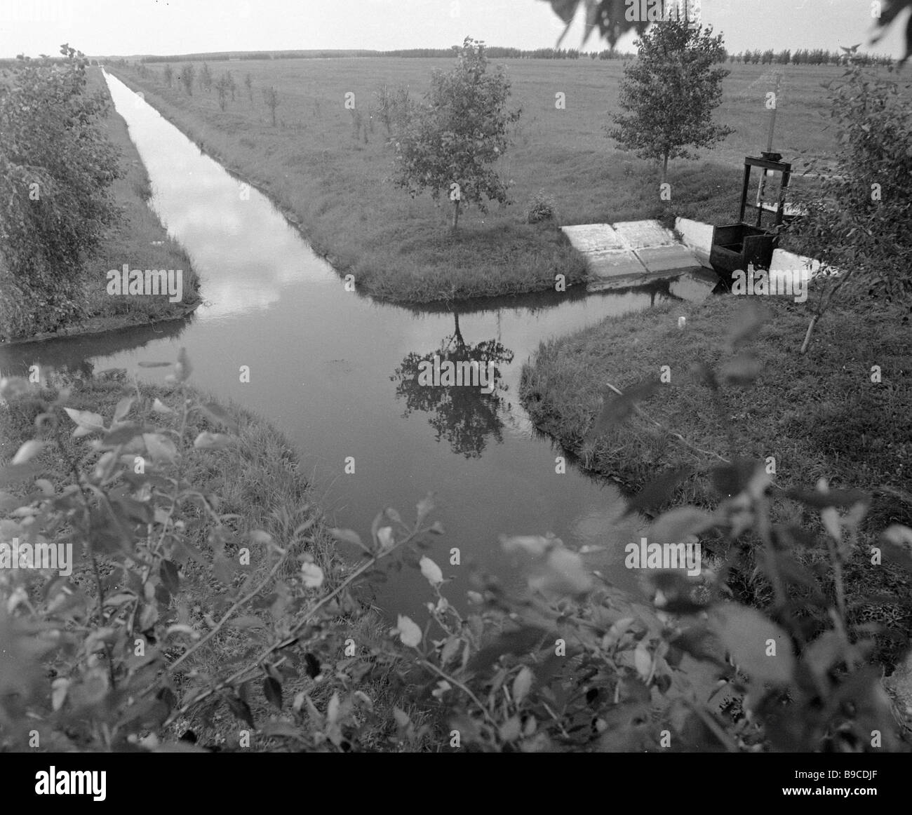 Interventi di bonifica dei canali di Novoe Polesye State Farm Foto Stock