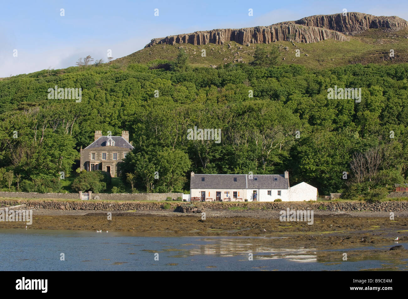 Canna House e cottage sulla isola di Canna, piccole isole, Scozia. Foto Stock
