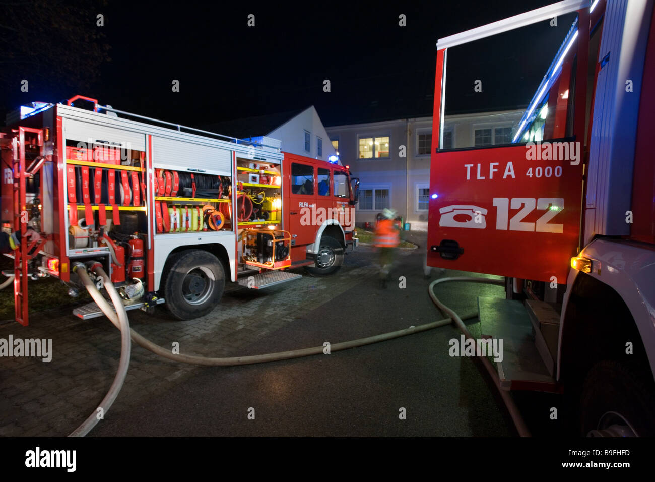 Vigili del fuoco-funzionamento camion fuoco motori Fire sera close-up ricevimento serale 2006 Bad Voeslau occupazione-vigili del fuoco Foto Stock