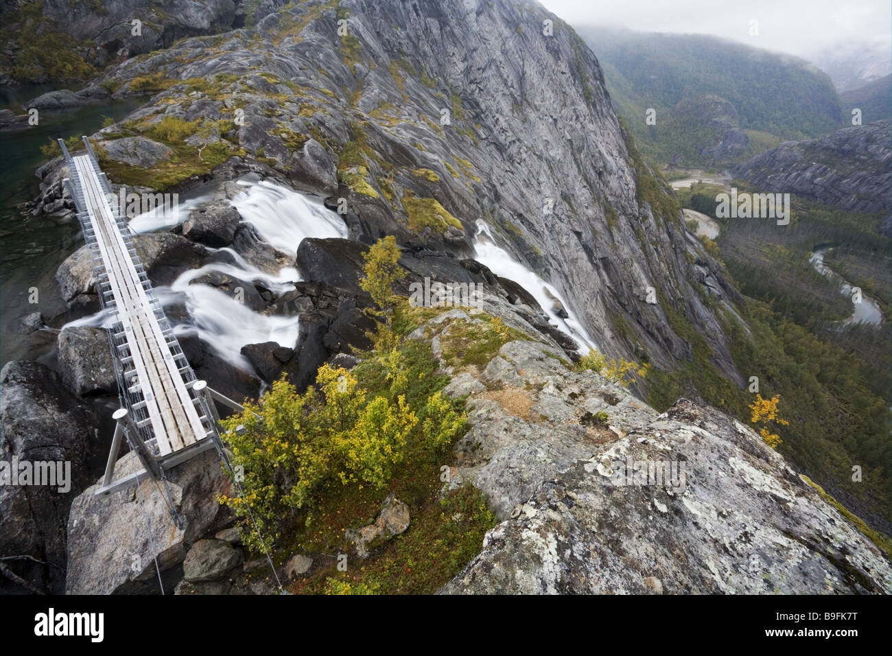 La Scandinavia Norvegia Rago national park cascata rock-paesaggio ricezione bridge 2006 destinazione nazionale parchi di montagna Foto Stock