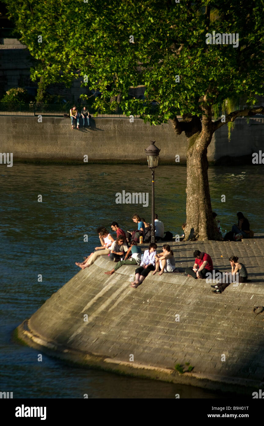 Quai de Bourbon Ile Saint Louis Seine Parigi Francia Foto Stock