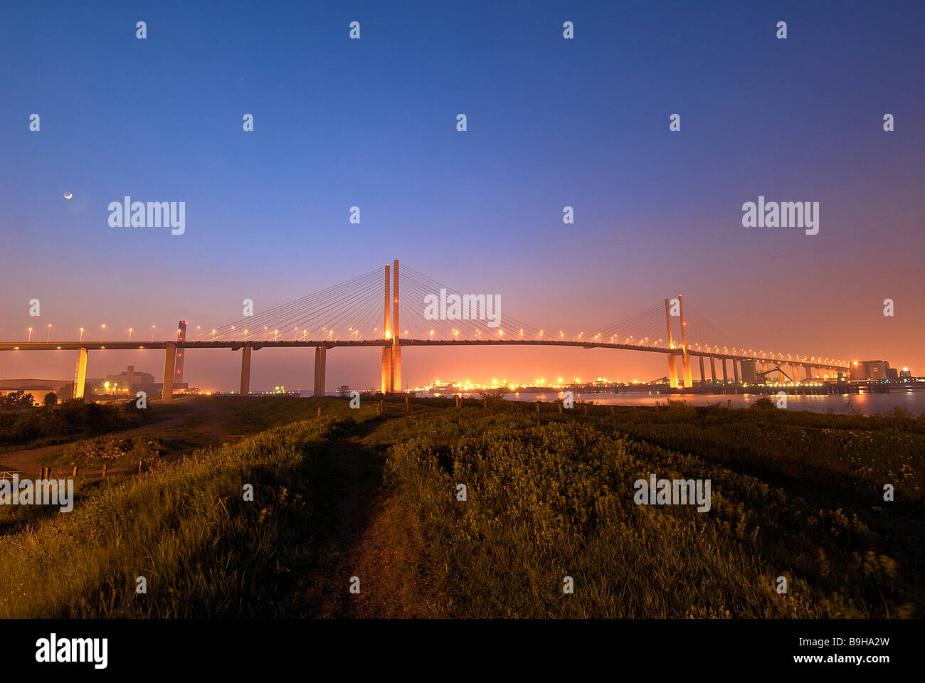 Queen Elizabeth II Bridge a Dartford Foto Stock