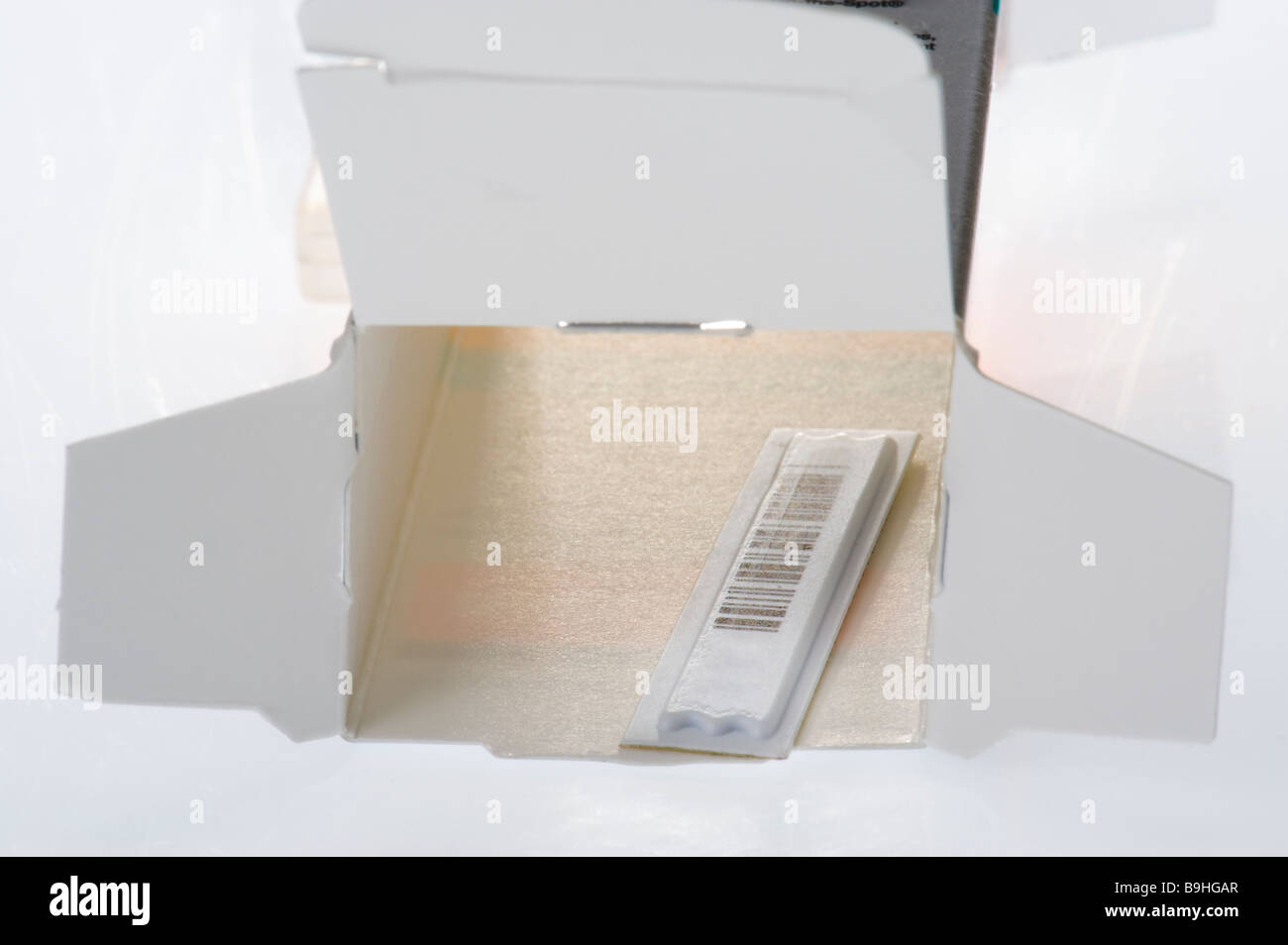 Etichetta antifurto sistema antifurto antifurto sistema antifurto archiviare archiviazione leggibile leggere la lettura idetity identificatio Foto Stock