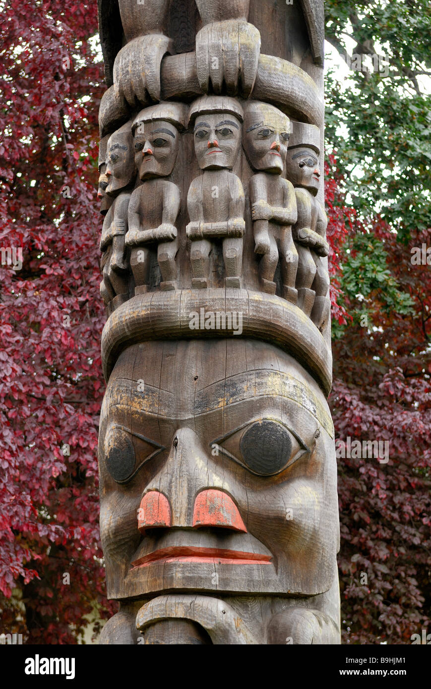Indian totem pole, close-up, il Royal BC Museum, Victoria, British Columbia, Canada, America del Nord Foto Stock
