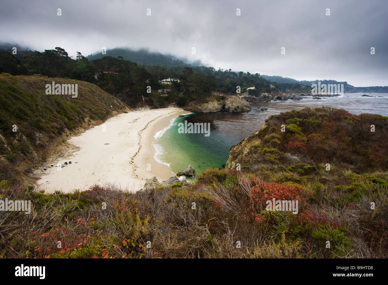 Gibson spiaggia un giorno nuvoloso, Point Lobos State Reserve, CALIFORNIA, STATI UNITI D'AMERICA Foto Stock