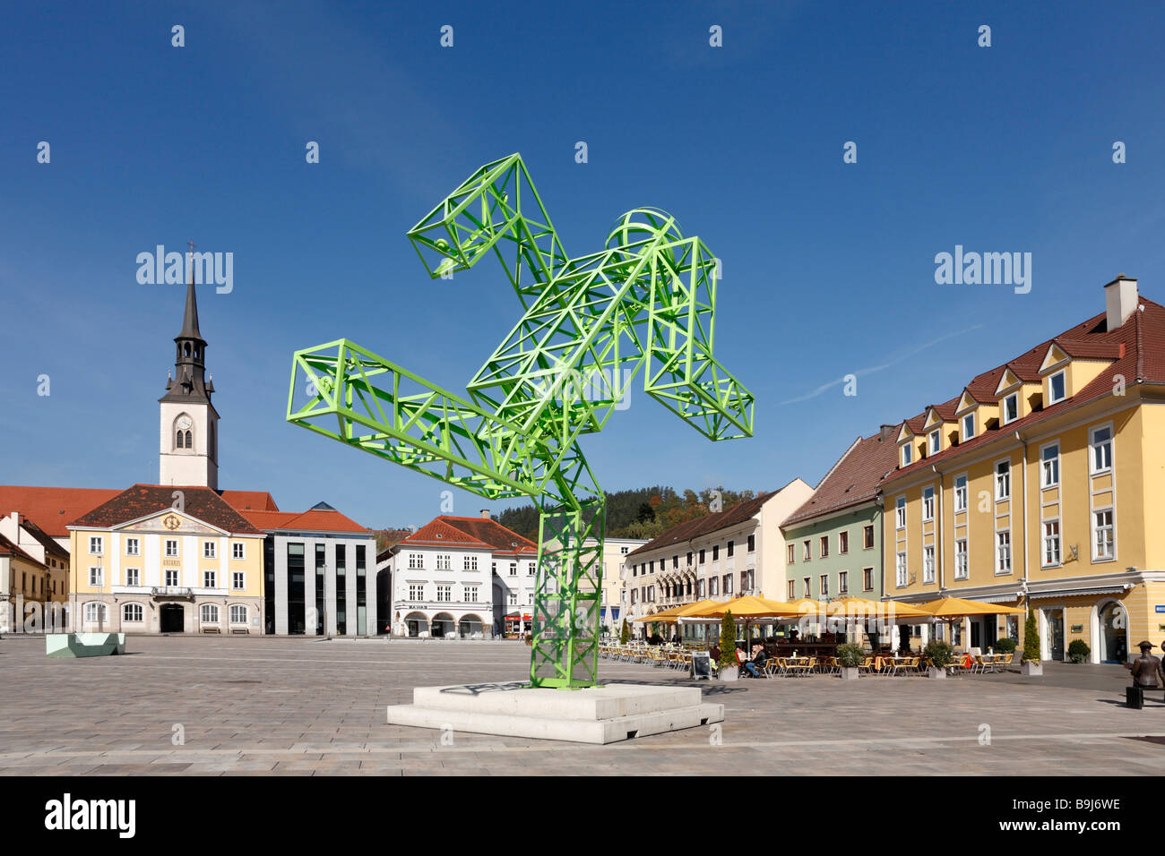 Merkurio, un'opera d'arte di Richard Kriesche, Koloman-Wallisch-Platz, Bruck an der Mur, Stiria, Austria, Europa Foto Stock