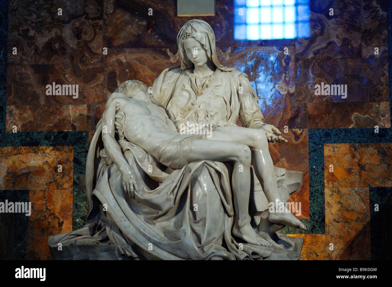 Statua di michelangelos pieta immagini e fotografie stock ad alta