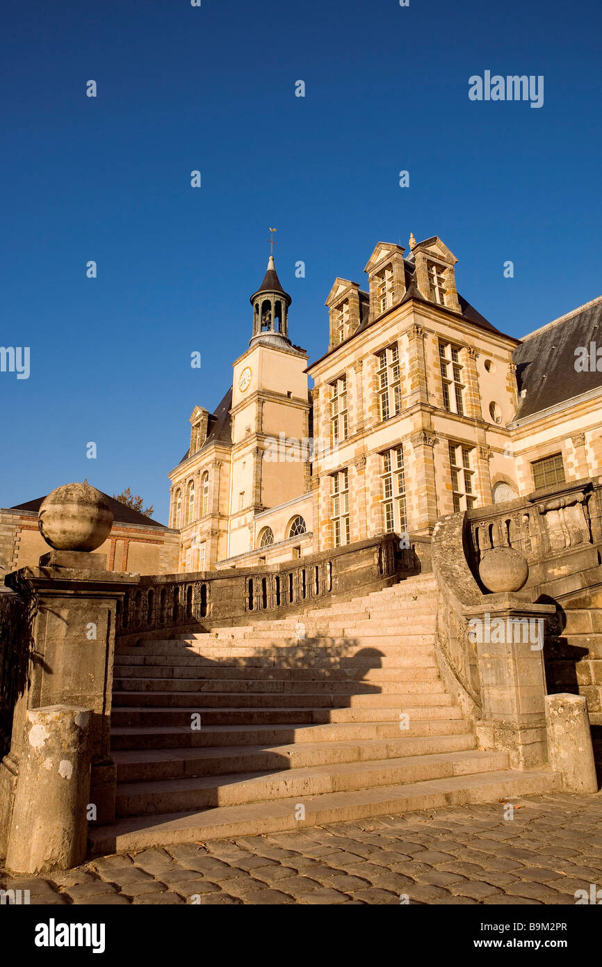 Francia, Seine et Marne, Fontainebleau, il Castello Reale, classificato come patrimonio mondiale dall' UNESCO, il Cour du Cheval blanc ou Cour Foto Stock