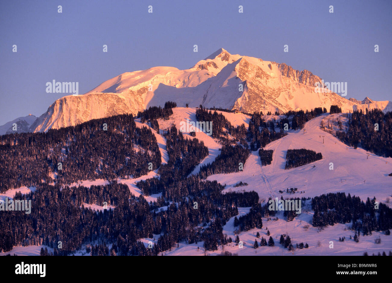 Francia, Haute Savoie, Megeve, la valle e Le Mont Blanc Foto Stock