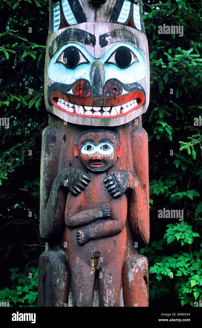 Stati Uniti, Alaska, passaggio interno, Ketchikan, Saxman Totem Park, totem indiani Foto Stock