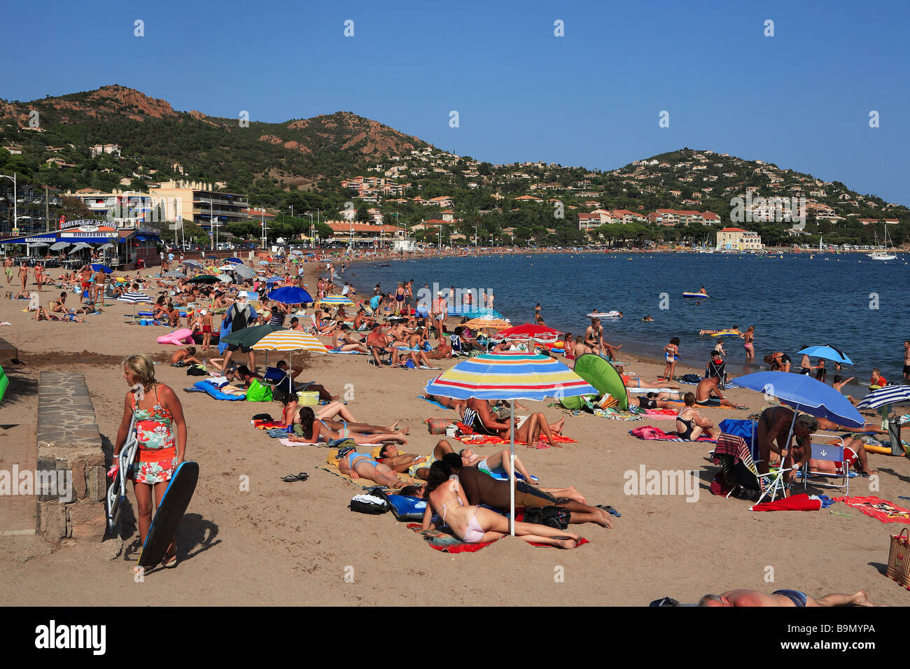 Francia, Var, Esterel Corniche, Agay village, Spiaggia Foto Stock