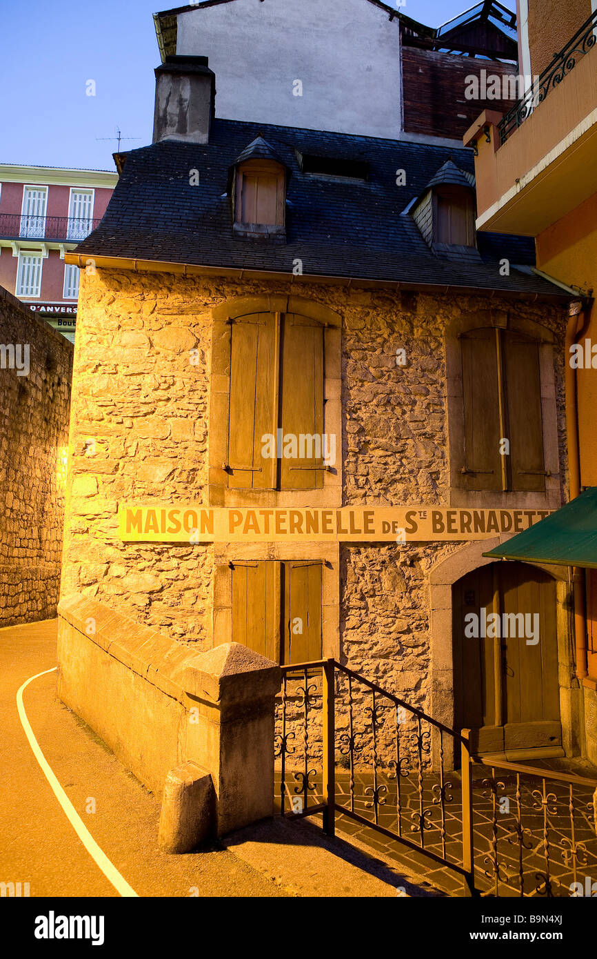 Francia, Hautes Pirenei, Lourdes Bernadetta Soubirous' Padre casa in Rue Bernadette Soubirous, le foto scattate con il Foto Stock