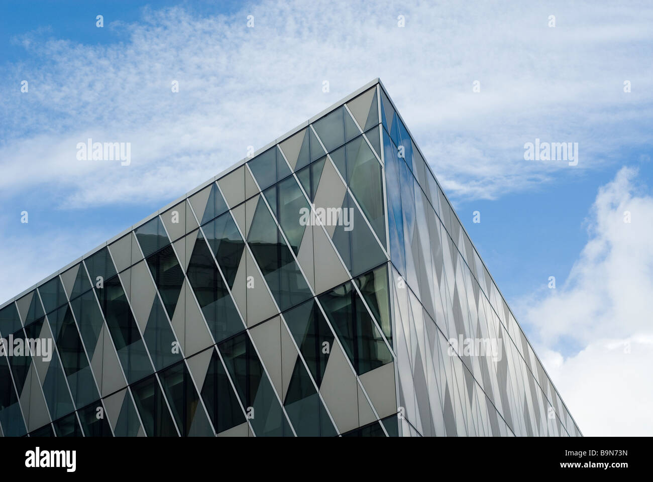 Emporio Armani edificio su Deansgate Manchester City Centre Regno Unito  Foto stock - Alamy