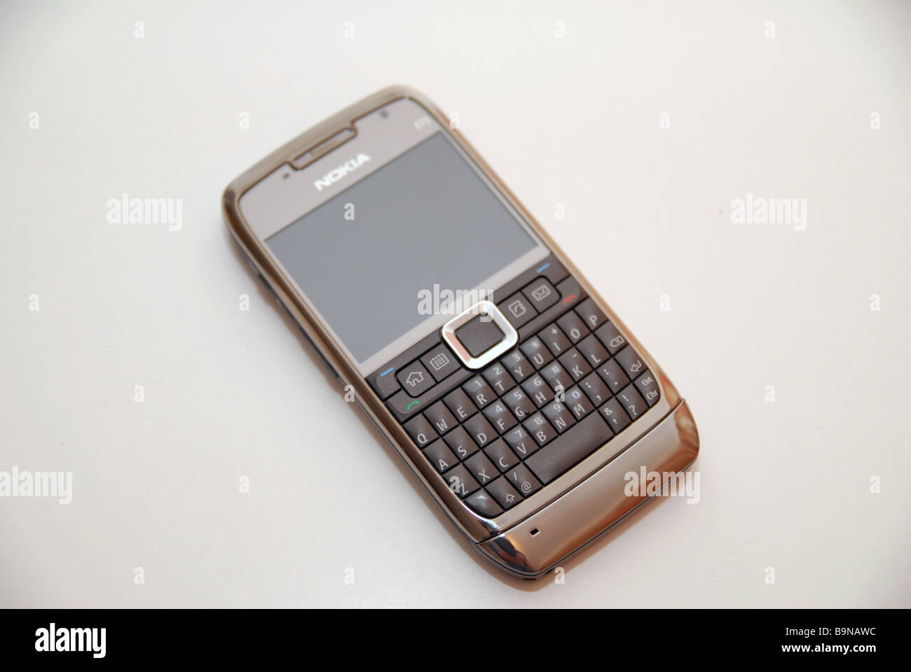 Un telefono cellulare Nokia/dispositivo con tastiera QWERTY completa Foto Stock