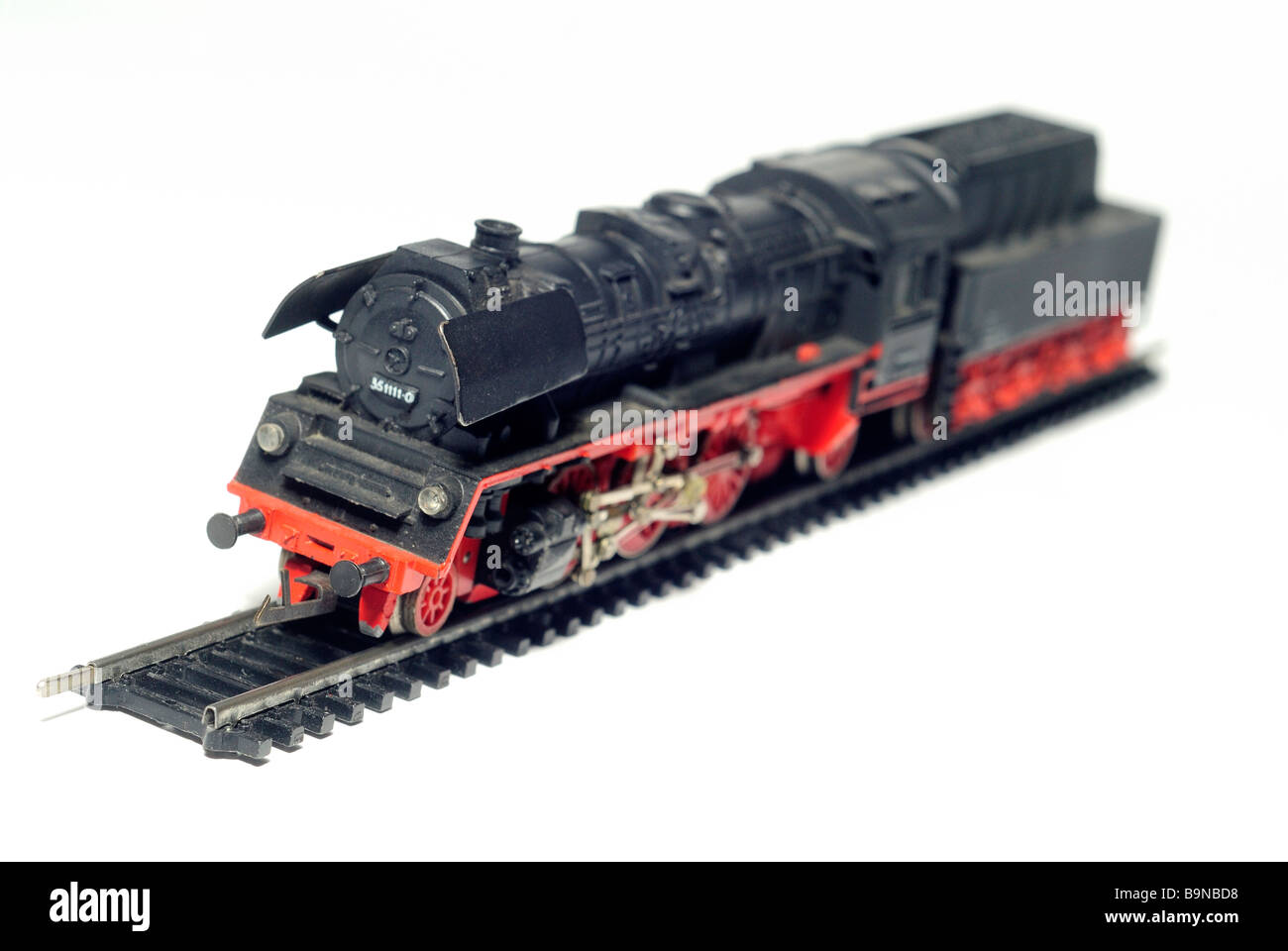 Locomotiva a vapore il motore e treni ferrovie modello tagliato fuori ancora vita dettaglio Foto Stock