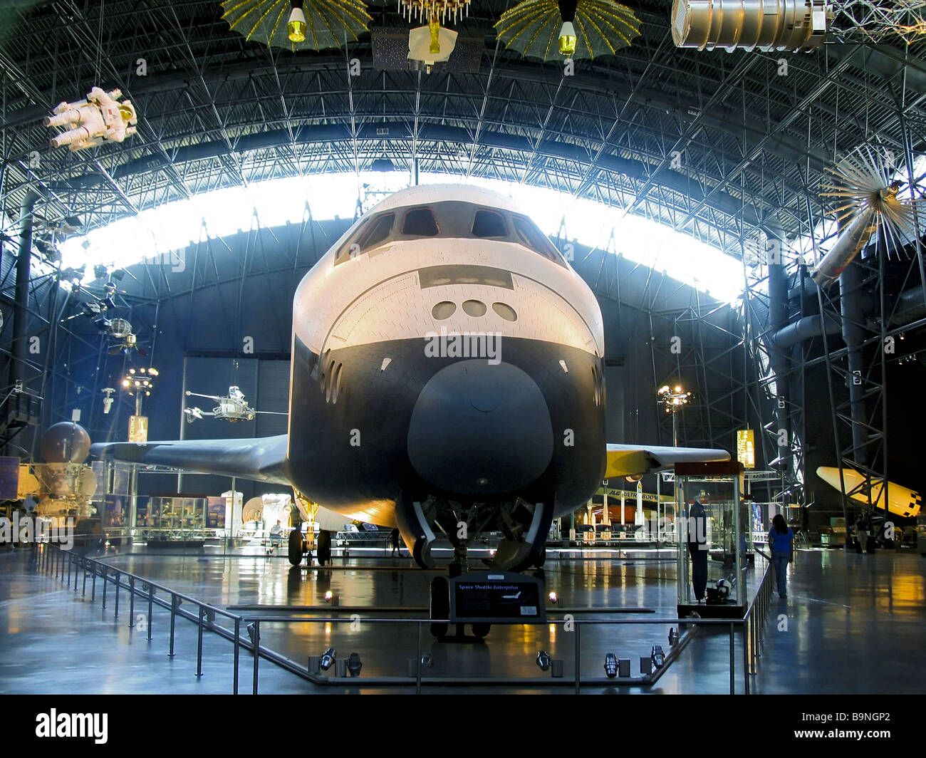 Lo Space Shuttle, 'Enterprise' OV-101. La prima navetta spaziale orbitare, "Enterprise", è un full-scala il veicolo di prova sul display a th Foto Stock