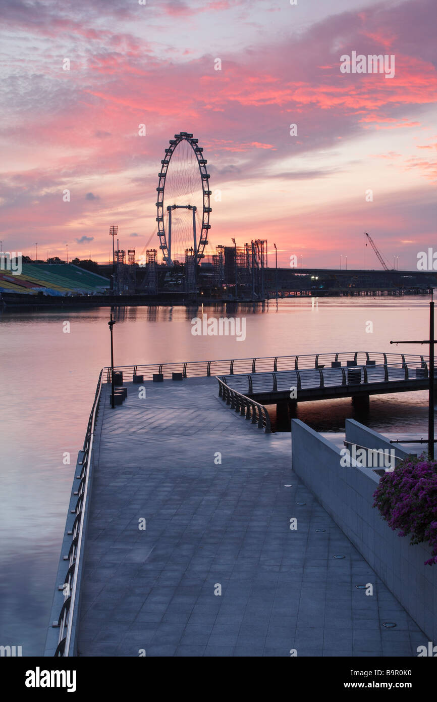 Singapore Flyer all'alba, Singapore Foto Stock