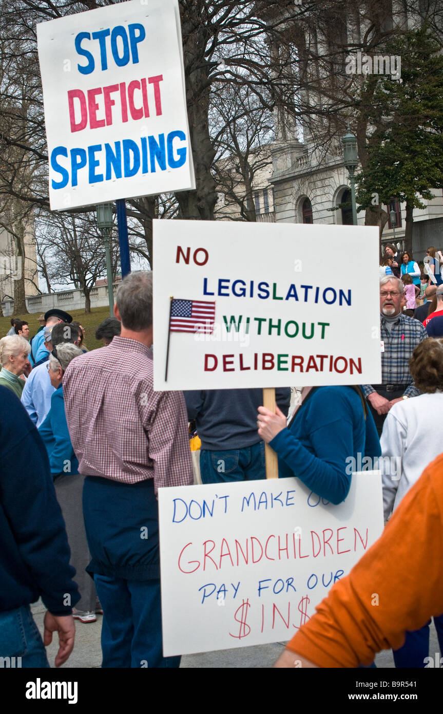 Anti protesta fiscale tea party Harrisburg PA , dimostratore, smettere di deficit spending Foto Stock