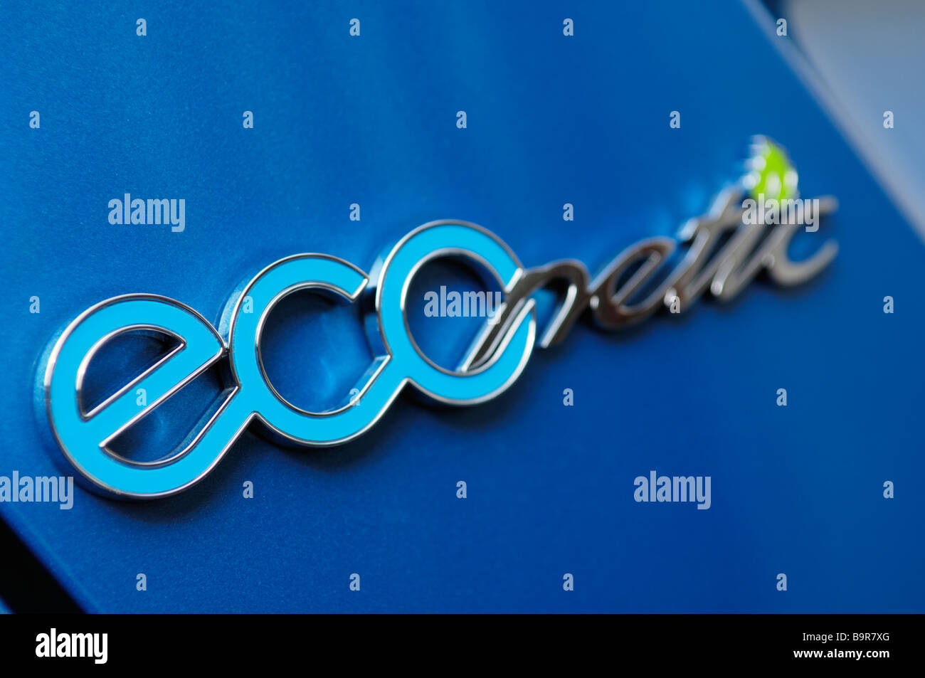 ECOnetic. Il modello nome dato alla gamma Ford di verde le vetture a motore progettato per il minimo delle emissioni di biossido di carbonio e la massima economia di carburante. Questo particolare modello è la Ford Fiesta 1.6 TDCi ECOnetic, una delle più verdi vetture disponibili in Europa al suo lancio nel 2009. Foto Stock