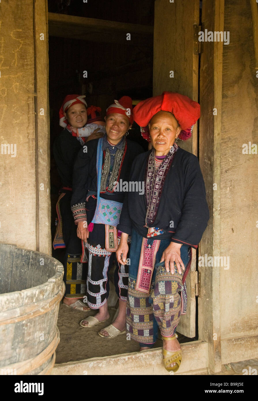 Ritratto di Red Yao donne di Sapa Vietnam Foto Stock