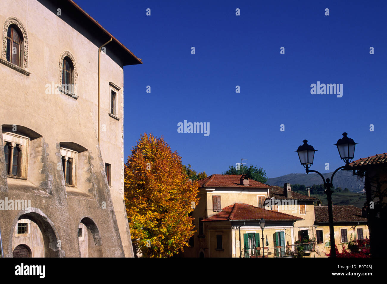 Tagliacozzo palazzo ducale immagini e fotografie stock ad alta