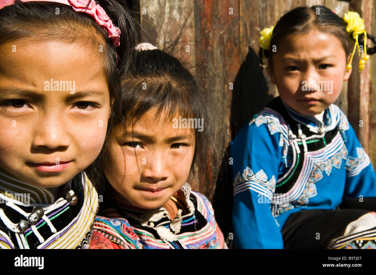 Carino Akha / Hani ( Hani è il nome di minoranza in Cina ) i bambini. Foto Stock