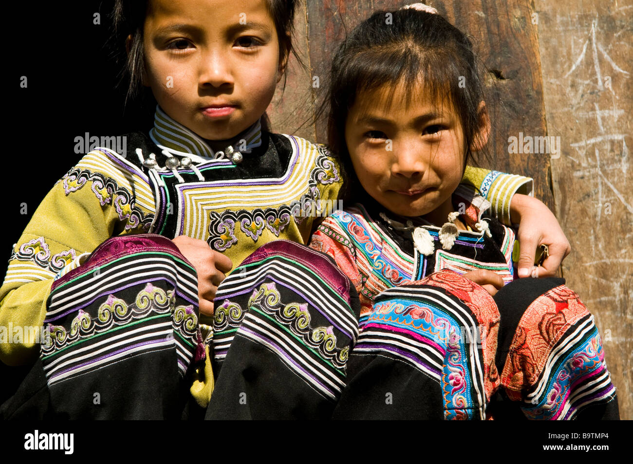 Carino Akha / Hani ( Hani è il nome di minoranza in Cina ) i bambini. Foto Stock