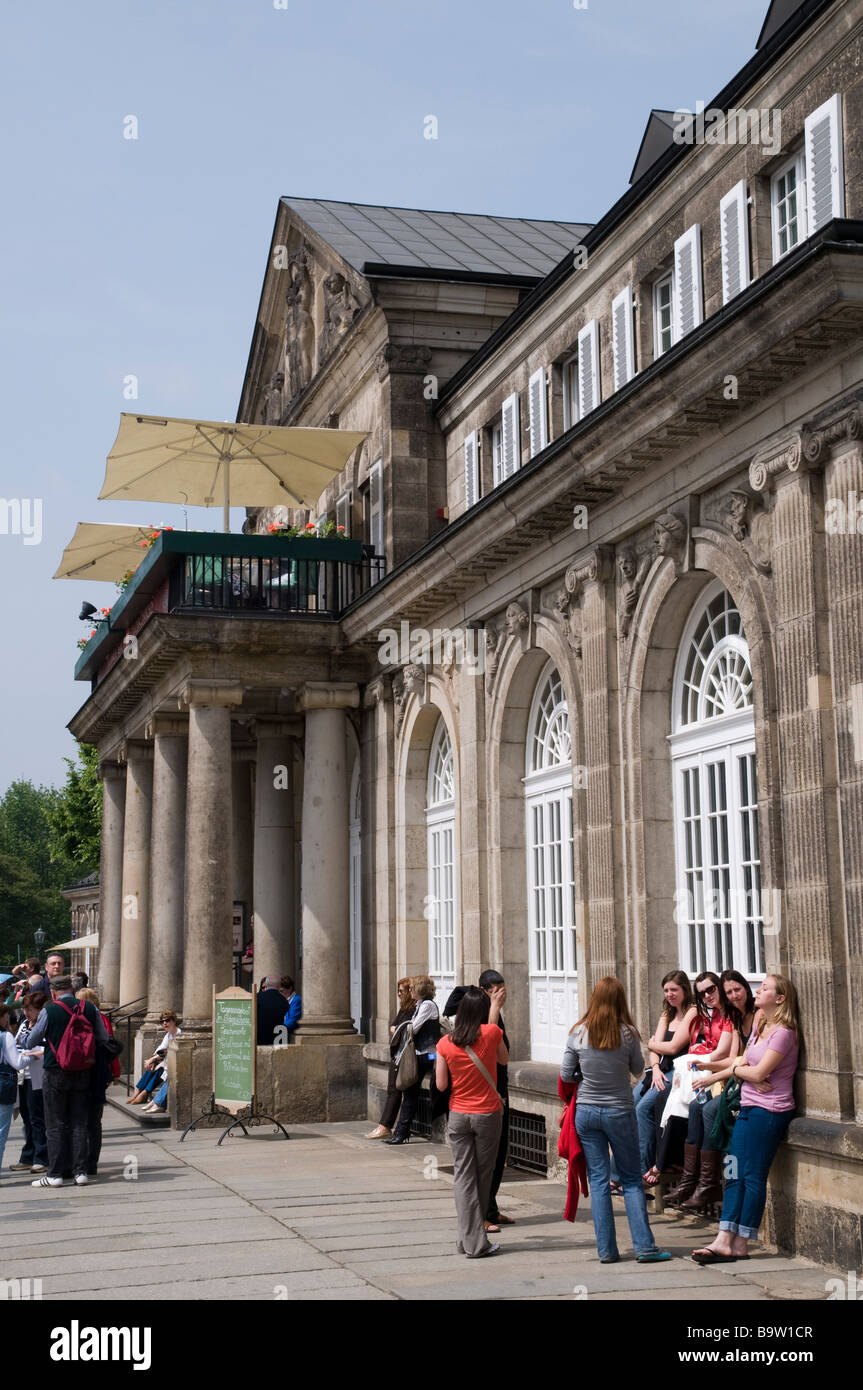 Dresda Germania piazza del teatro italiano ristorante del villaggio Foto Stock