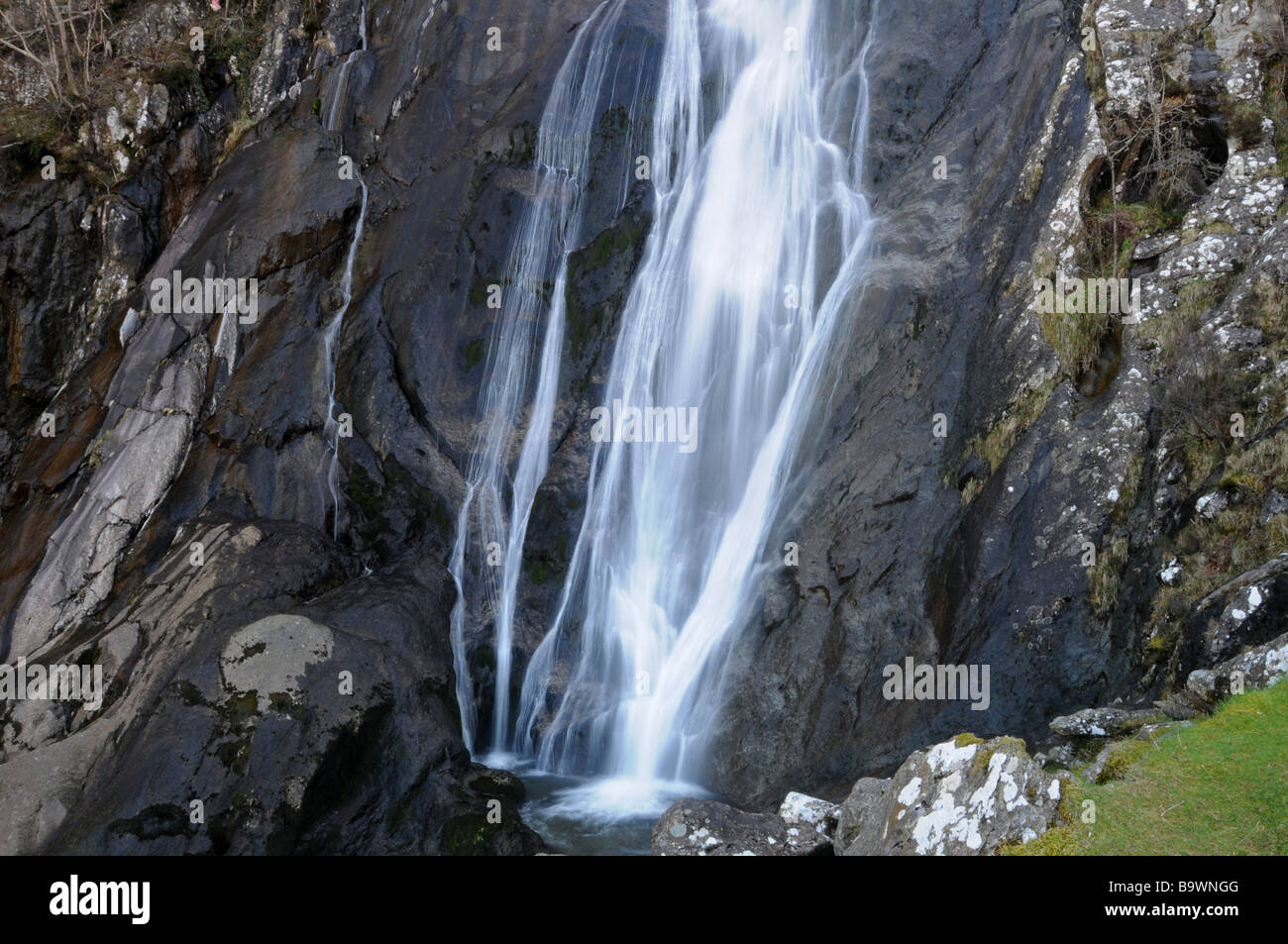 Aber Falls, Nr Abergwyngregyn, Snowdonia, il Galles del Nord Foto Stock