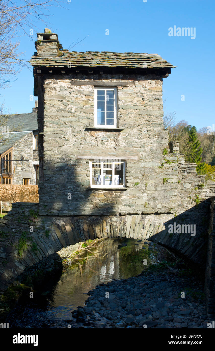 Bridge House, Ambleside, Parco Nazionale del Distretto dei Laghi, Cumbria, England Regno Unito Foto Stock