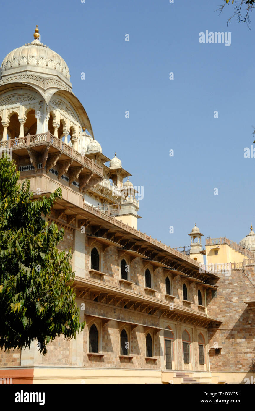 La Albert Hall di alloggiamento del Museo Centrale a Jaipur, Rajasthan, India Foto Stock