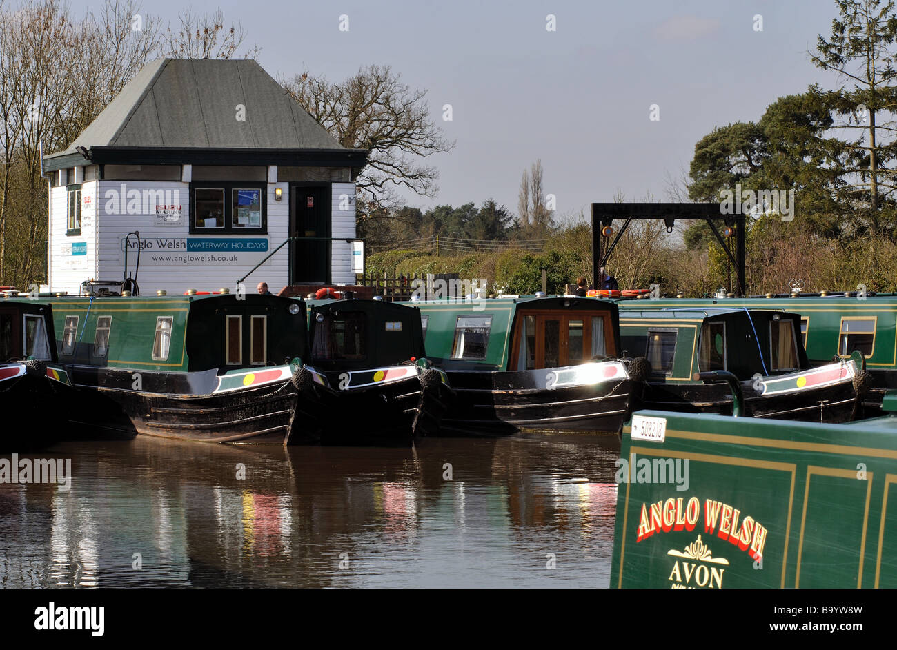 Anglo Welsh narrowboats a Wootton Wawen, Warwickshire, Inghilterra, Regno Unito Foto Stock