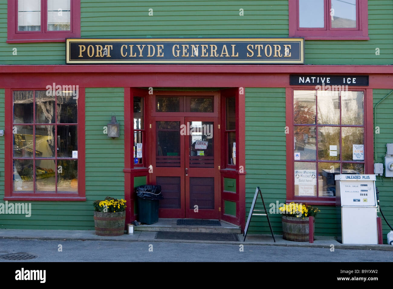 La porta Clyde General Store in costa del Maine Foto Stock
