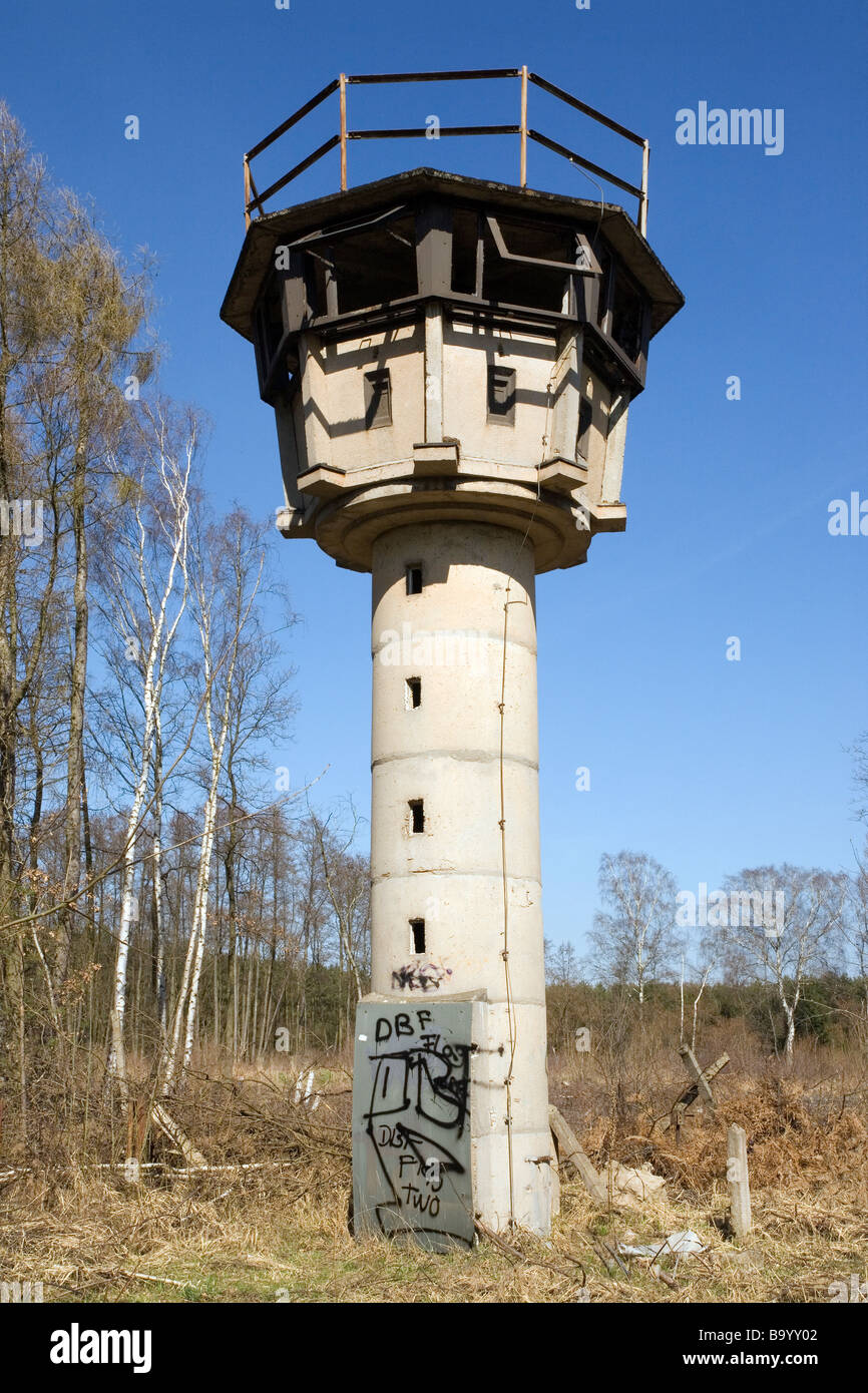 Torre di avvistamento, vicino Basdorf, ex BMW sito, Germania Foto Stock