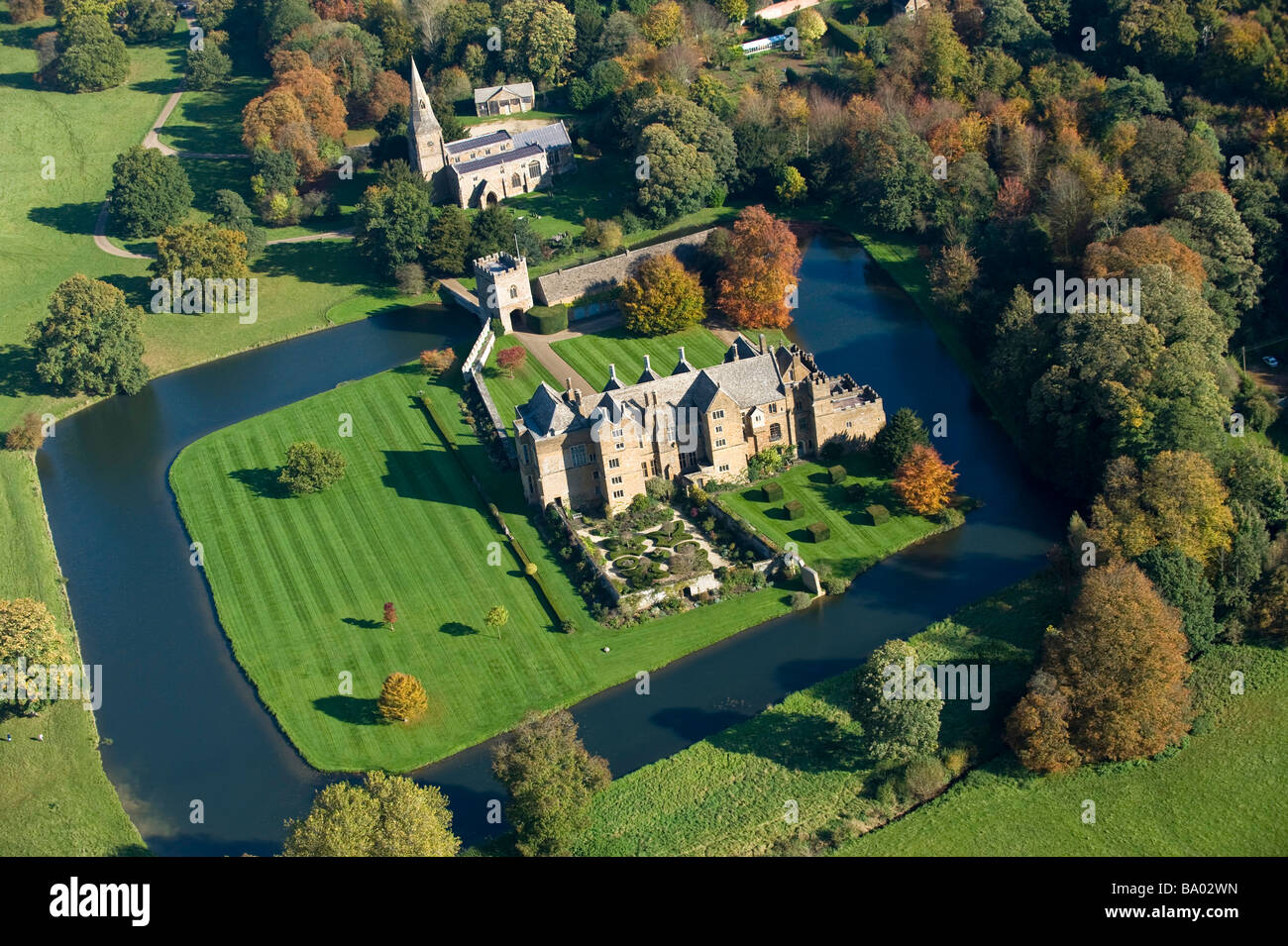 Veduta aerea del Castello di Broughton BROUGHTON VICINO A BANBURY OXFORDSHIRE Foto Stock