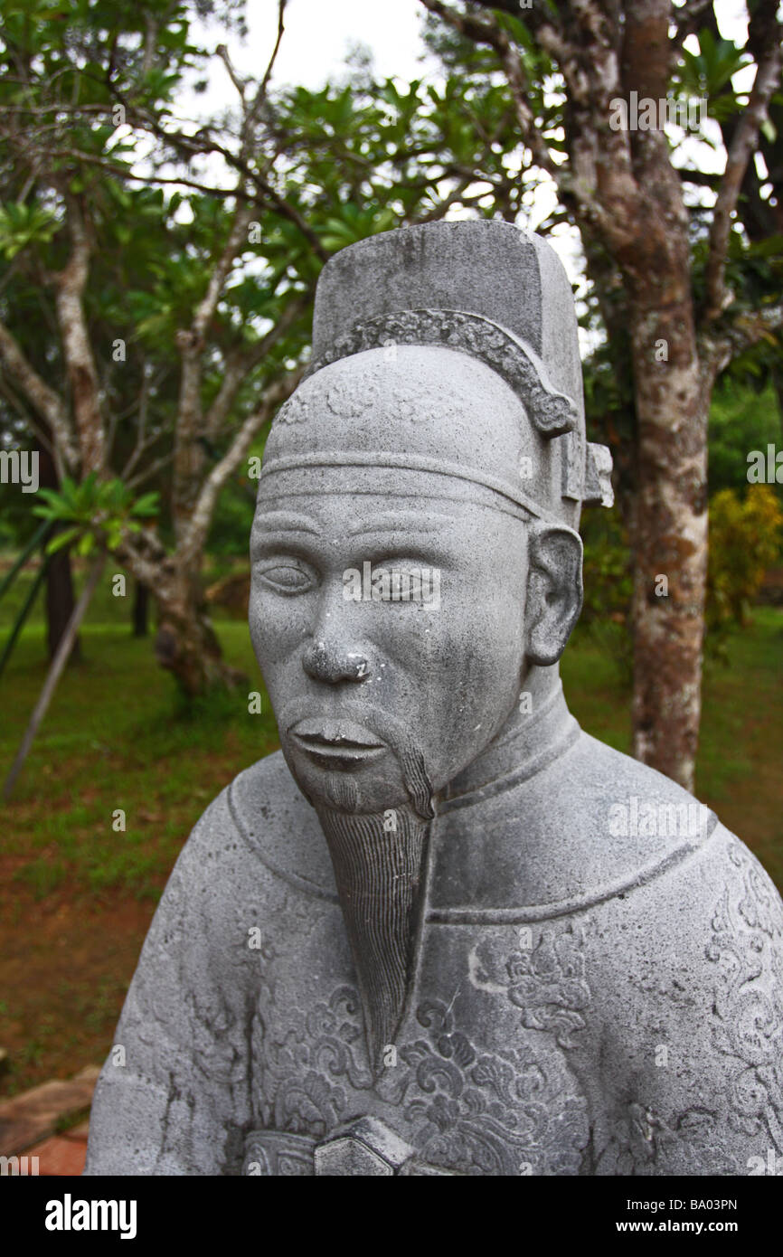 Statua del guerriero alla tomba di [Imperatore Tu Duc] tinta 'Thua Thien provincia " Vietnam Foto Stock
