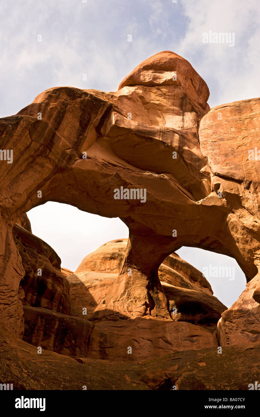 Arco cranio nella fornace ardente Arches National Park vicino a Moab Utah Foto Stock