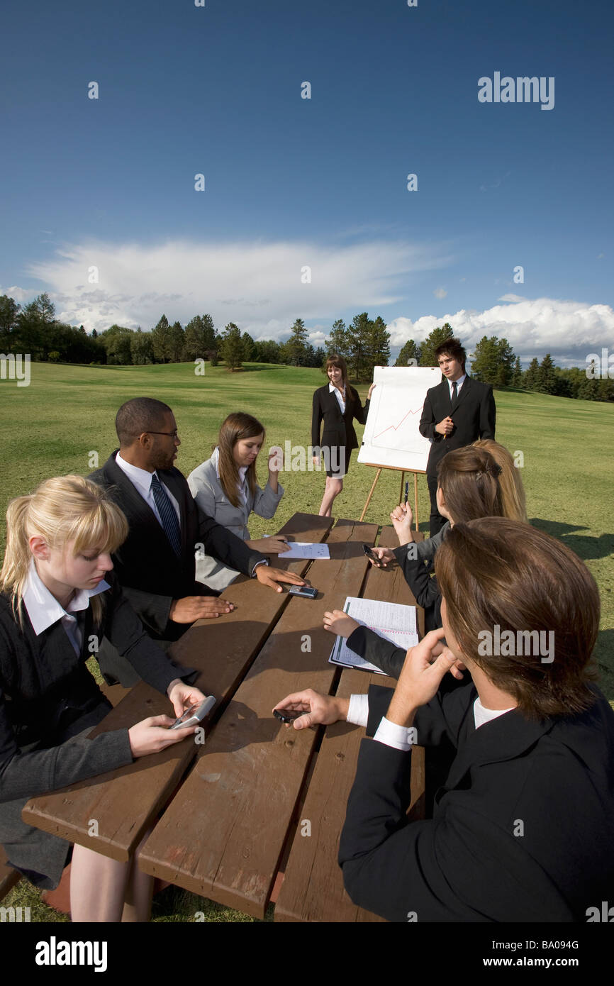 Outdoor business meeting Foto Stock