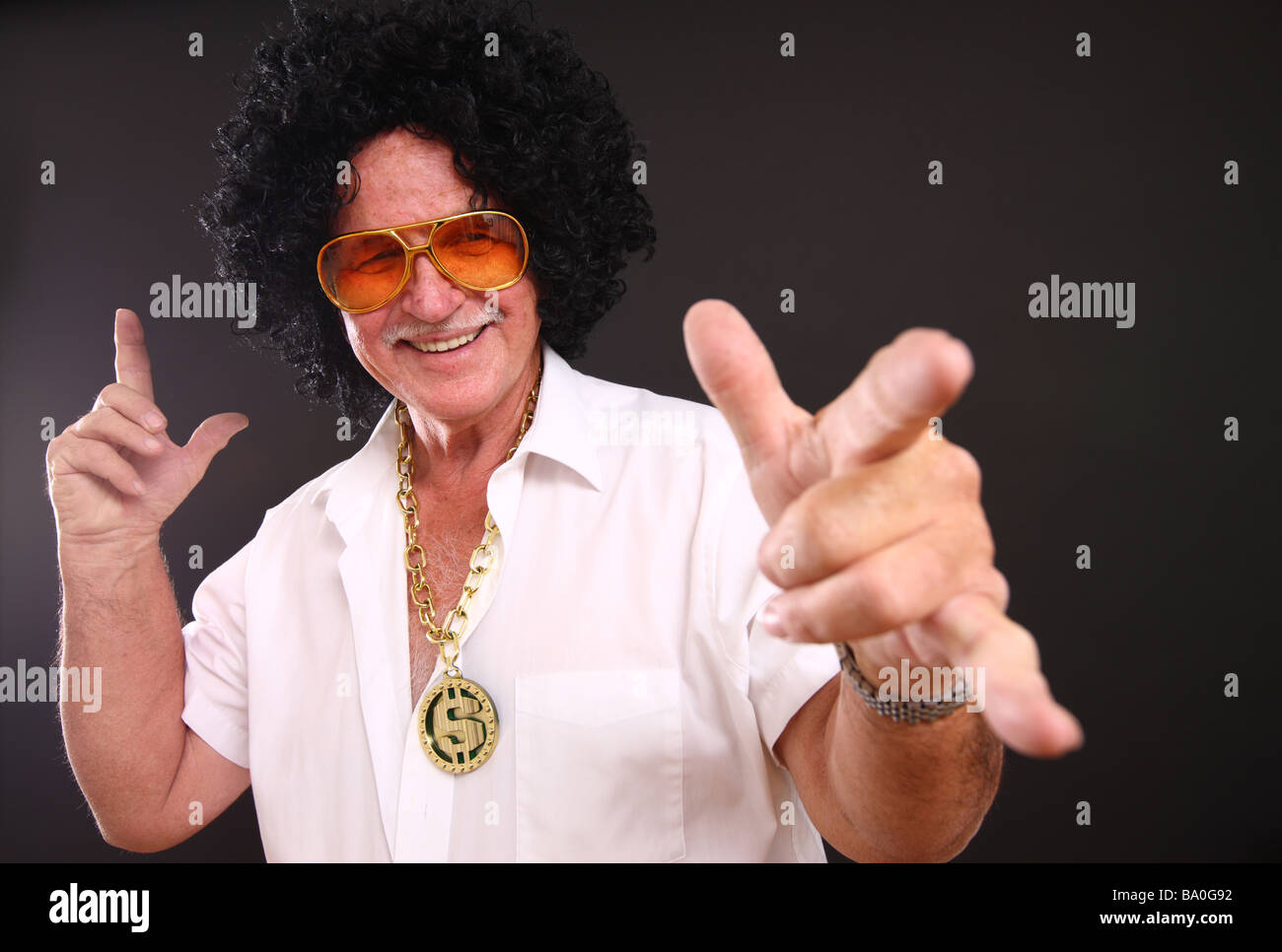 Senior uomo in costume Foto Stock