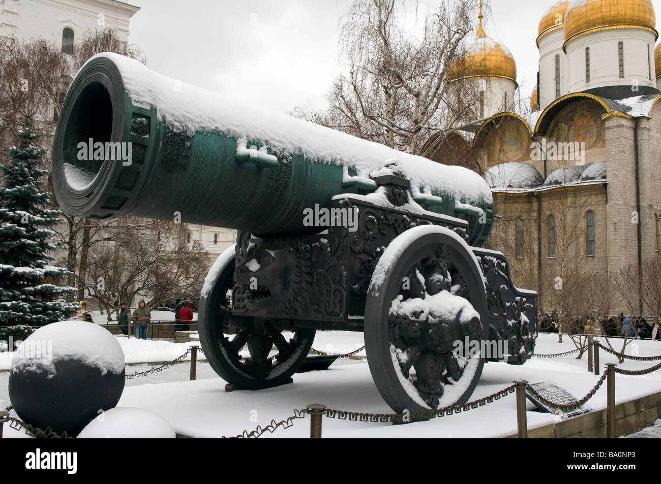 Il Cannone Zar, il Cremlino di Mosca Foto Stock