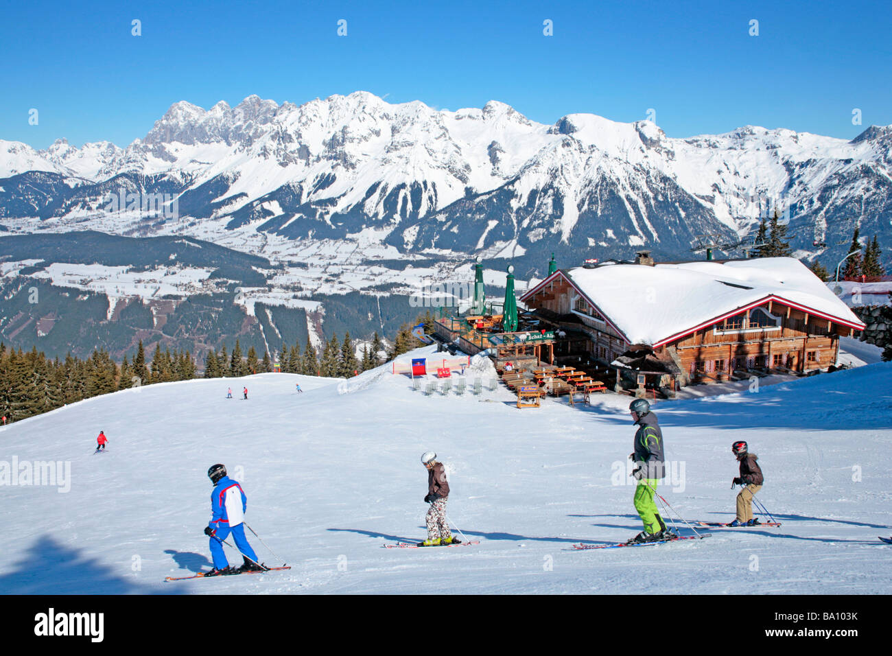 Rifugio alpino nella parte anteriore del Dachstein Mountain, Stiria, Austria Foto Stock