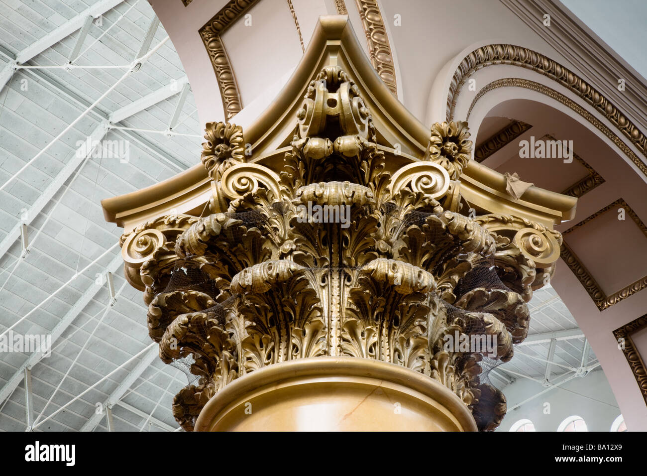 Grande capitello corinzio National Building Museum Washington DC Foto Stock
