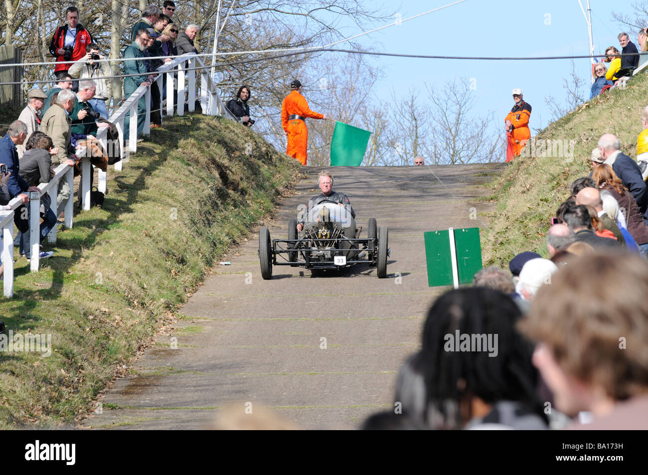 Prova di Brooklands Hill centenario evento 22 03 2009 Grannie 1928 Foto Stock