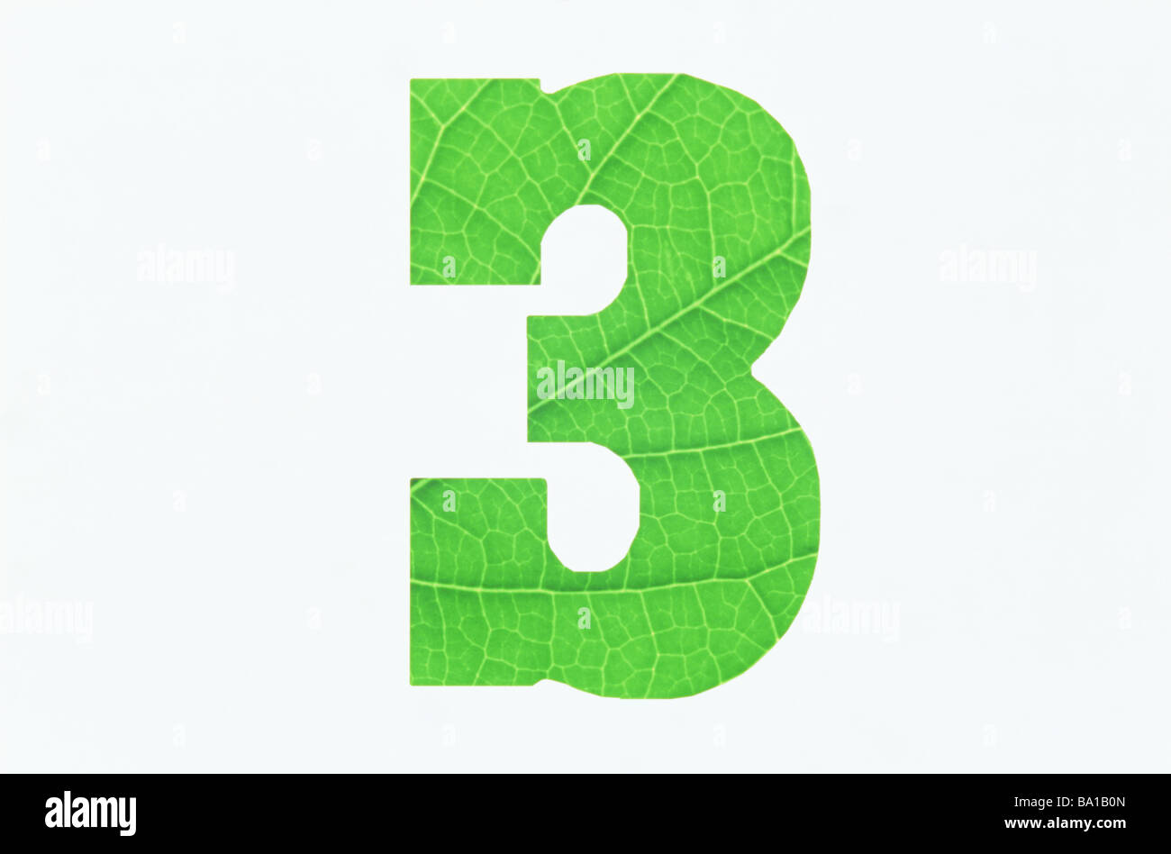 Numero verde 3 su sfondo bianco Foto Stock