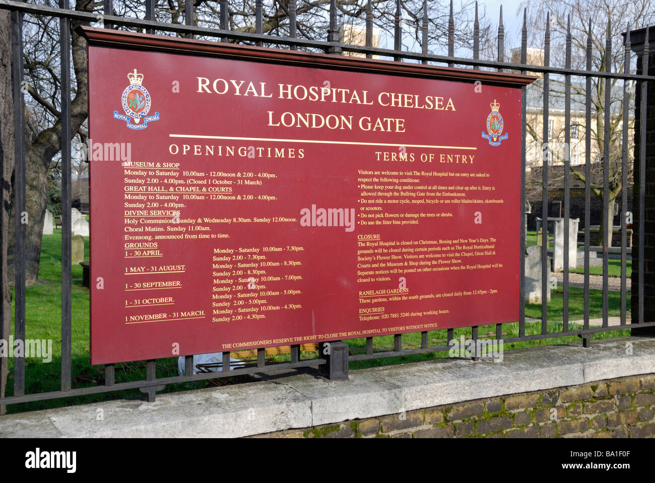 Royal Hospital Chelsea Londra segno Gate Chelsea Londra Foto Stock