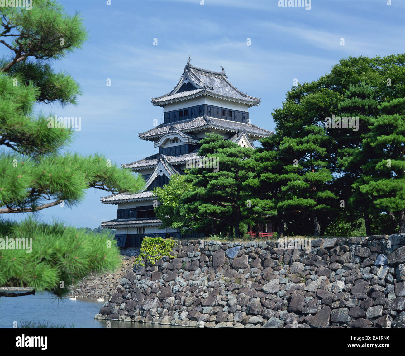 Il Castello Matsumoto nella Prefettura di Nagano, Giappone Foto Stock