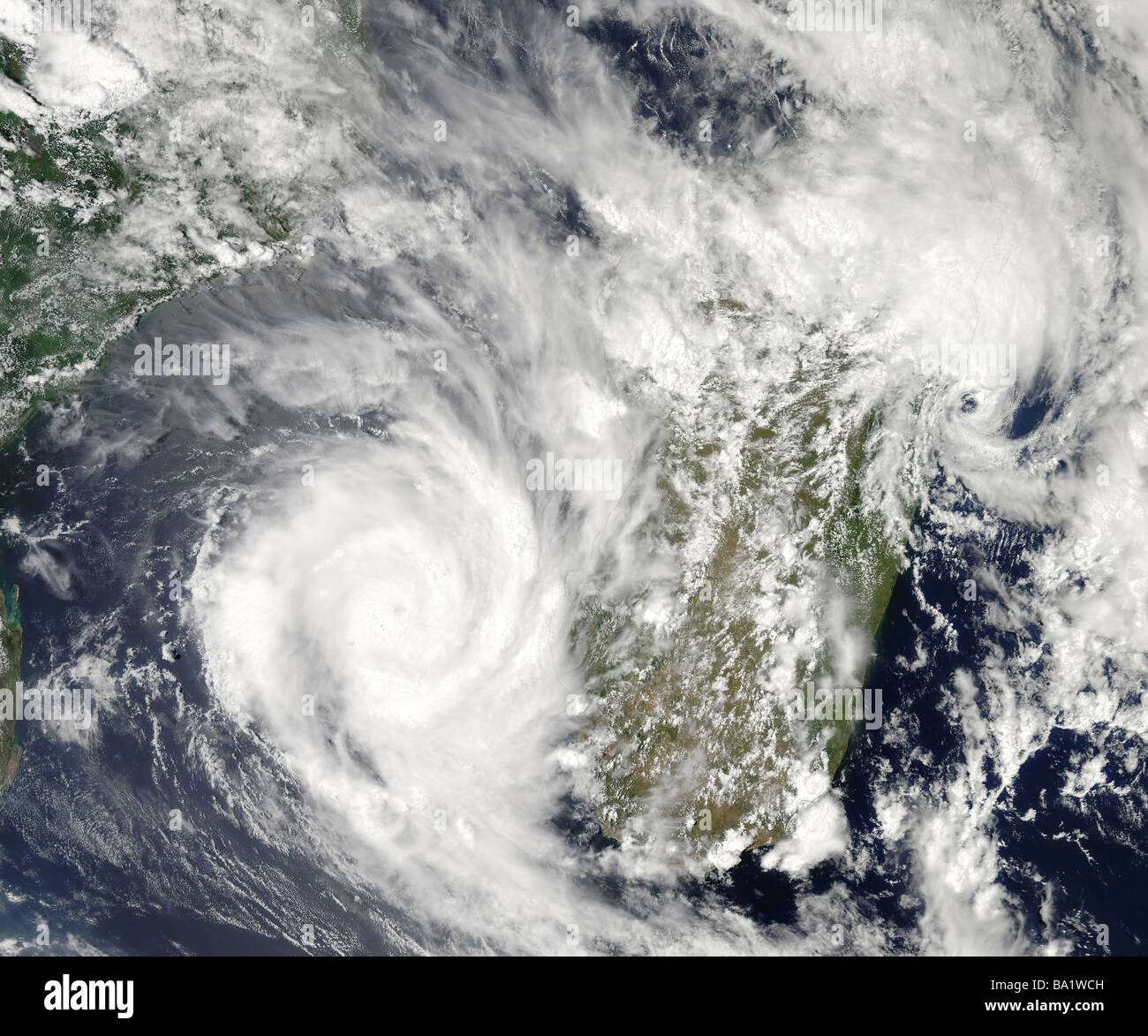 Cicloni tropicali e Eric Fanele avvicinando il Madagascar. Foto Stock
